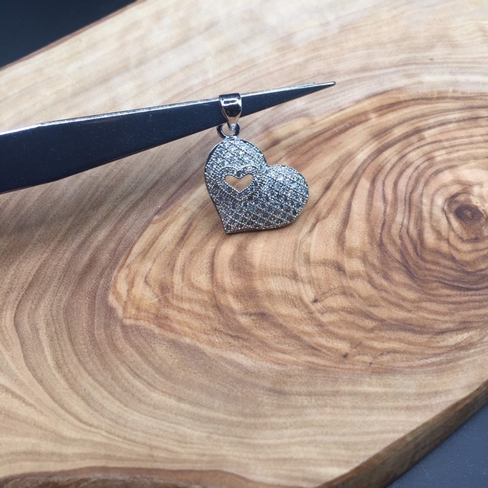 Heart pendant (new)